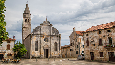 Villa Scvola Elementare, Istria visit Saint Vincent church